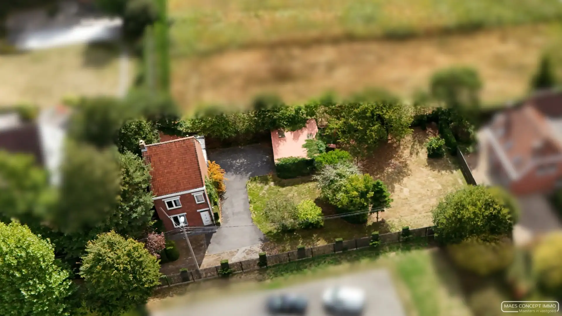 Te renoveren of af te breken woning te koop in Waregem foto 6