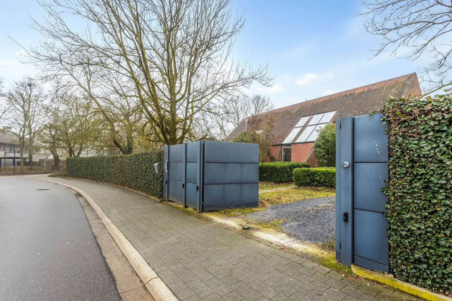 Unieke vrijstaande woning met twee woonentiteiten in het centrum van Bilzen-Hoeselt foto 32