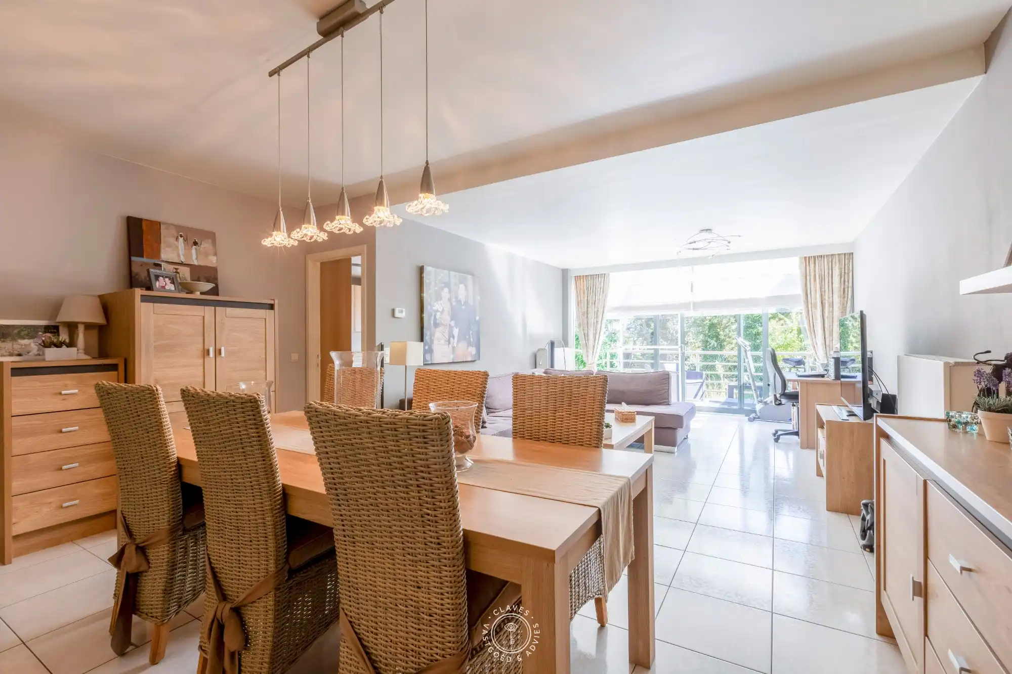 Uniek boothuis met terras en eigen aanlegsteiger aan de jachthaven van Blankenberge foto 2