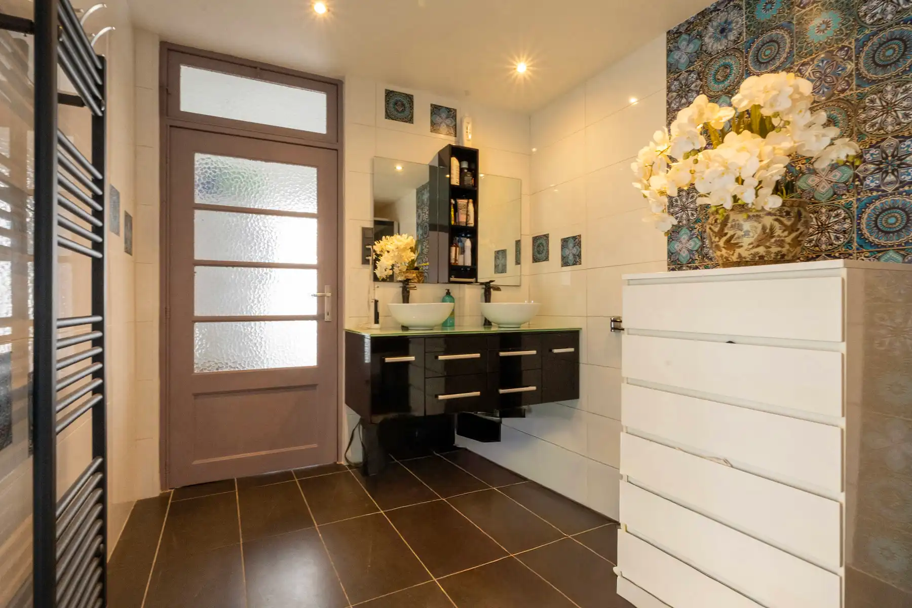 Gezinswoning met extra appartement te Bredene! foto 10