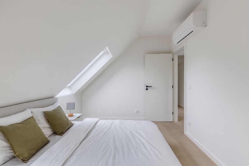 Stijlvol appartement met terras te koop in hartje Zeveneken! foto 7