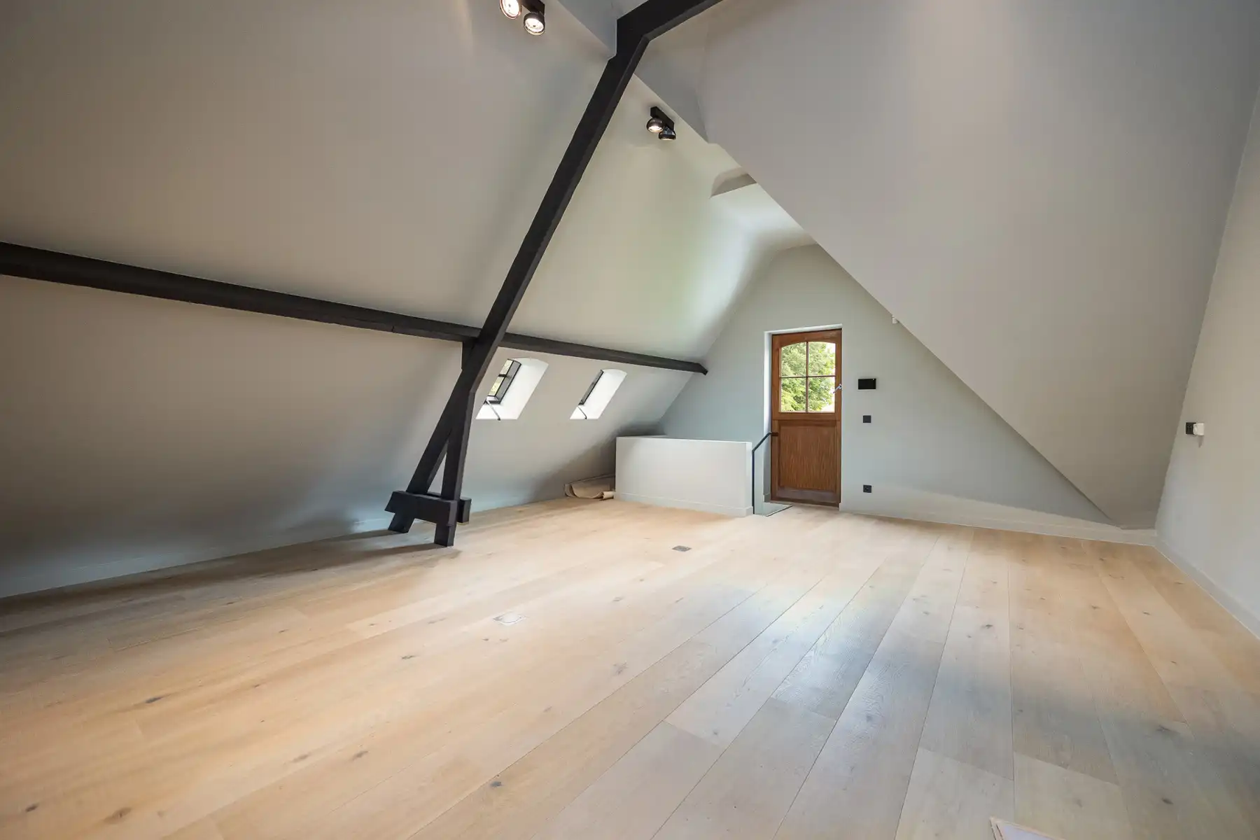 LUXUEUS LANDELIJK WONEN OP TOPNIVEAU foto 22