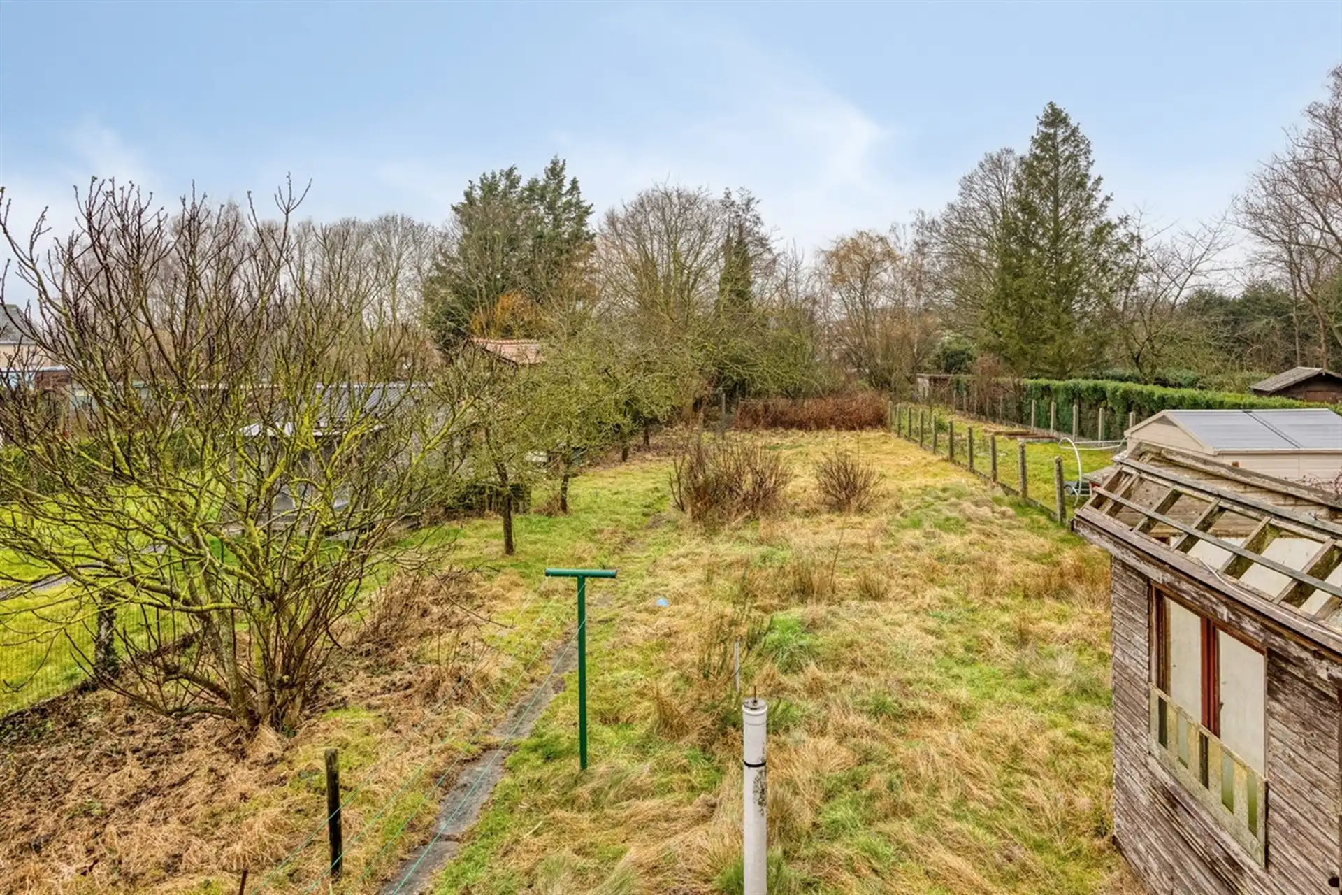 Te renoveren woning met prachtige tuin foto 28