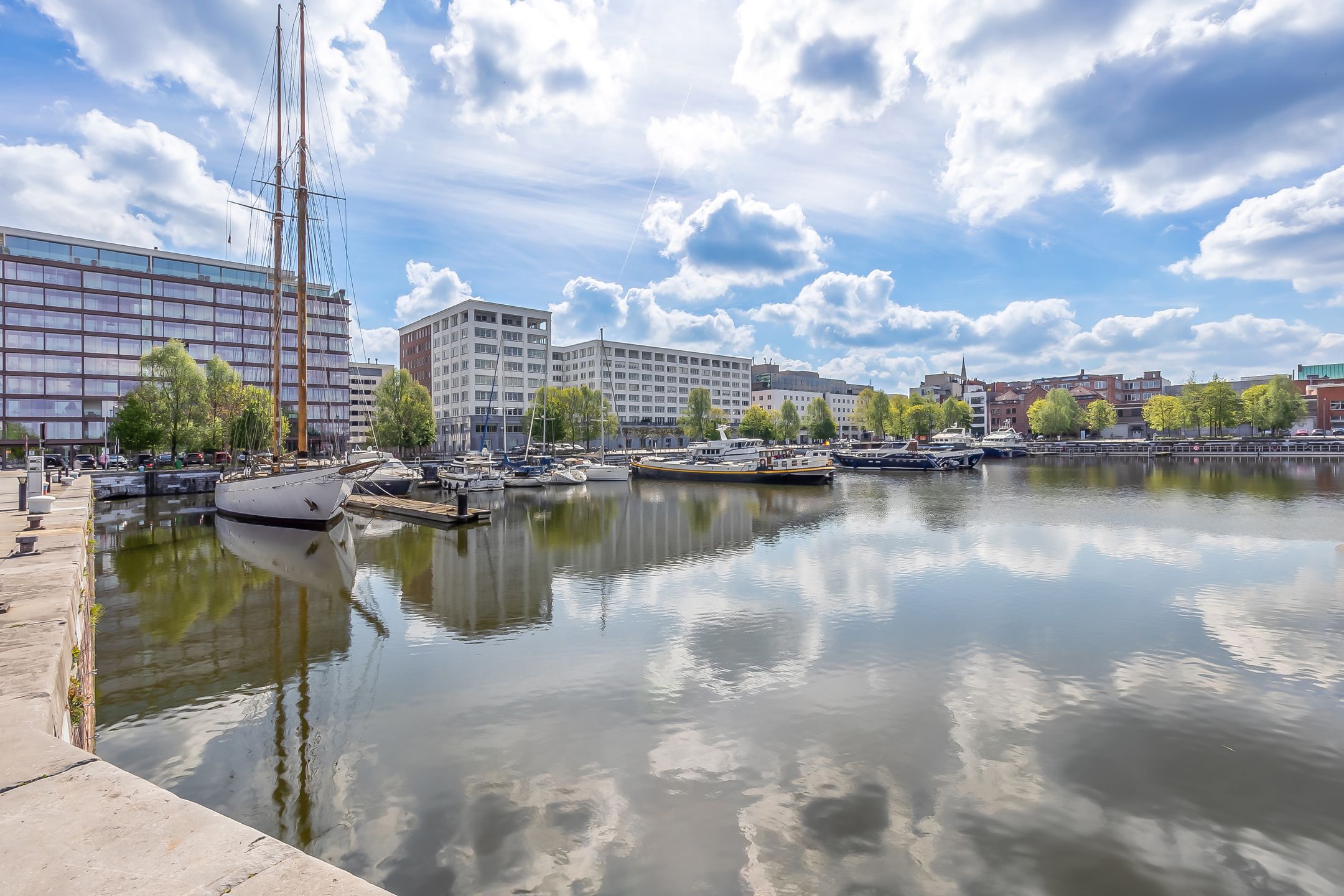 Volledig opgefrist appartement - 232 m² gelegen aan het MAS! foto 12