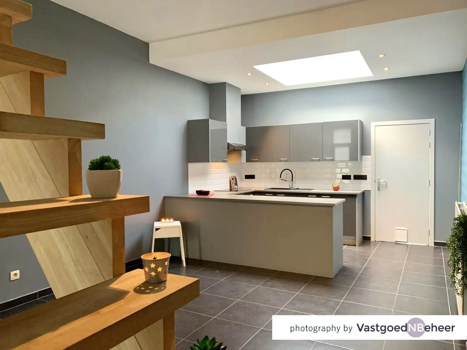 Huis te koop foto {{pictureIndex}}