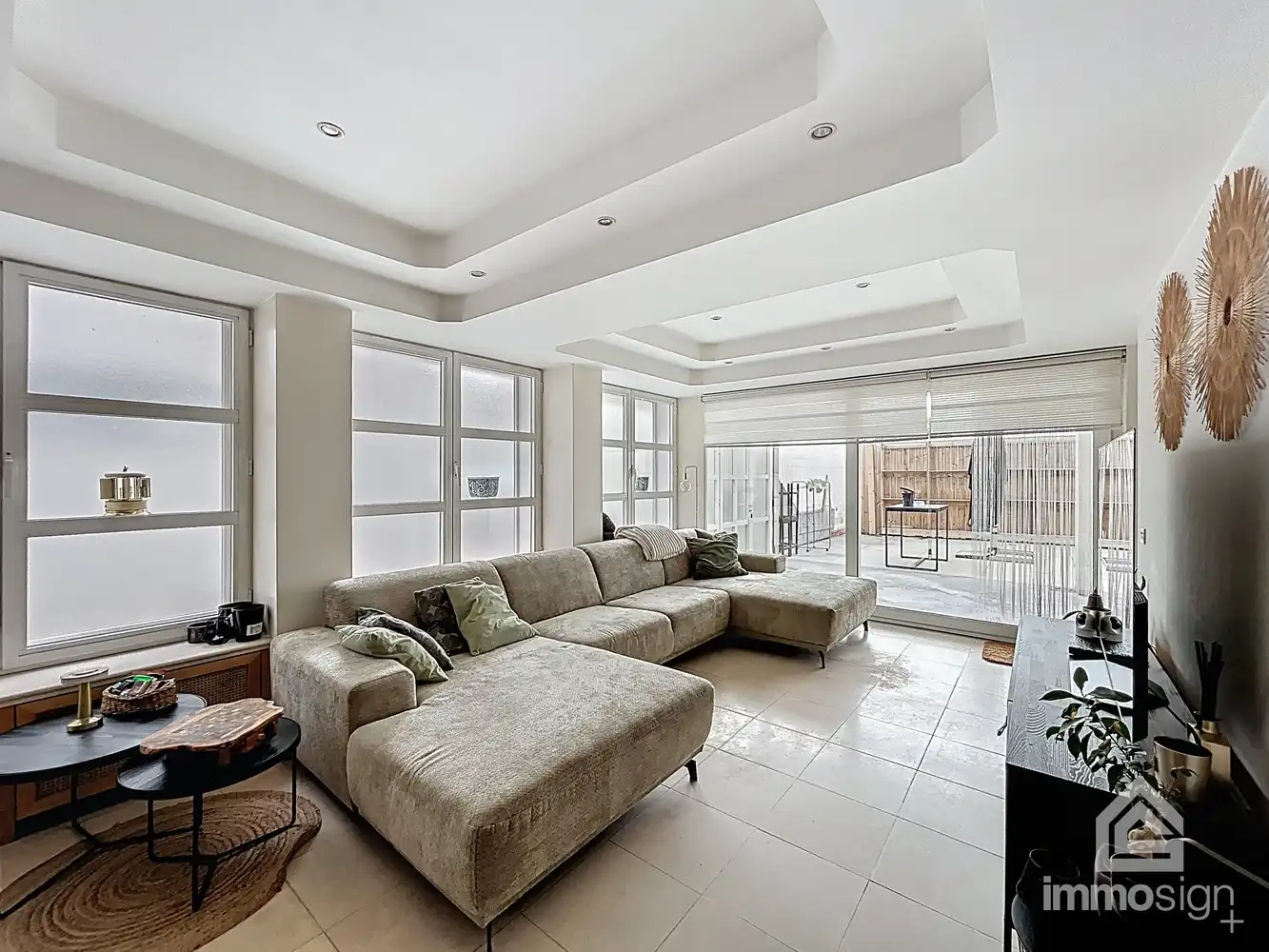 Villa-appartement centrum-Bilzen, met maar liefst 204 m² bewoonbare oppervlakte en terras van 58 m²! foto {{pictureIndex}}