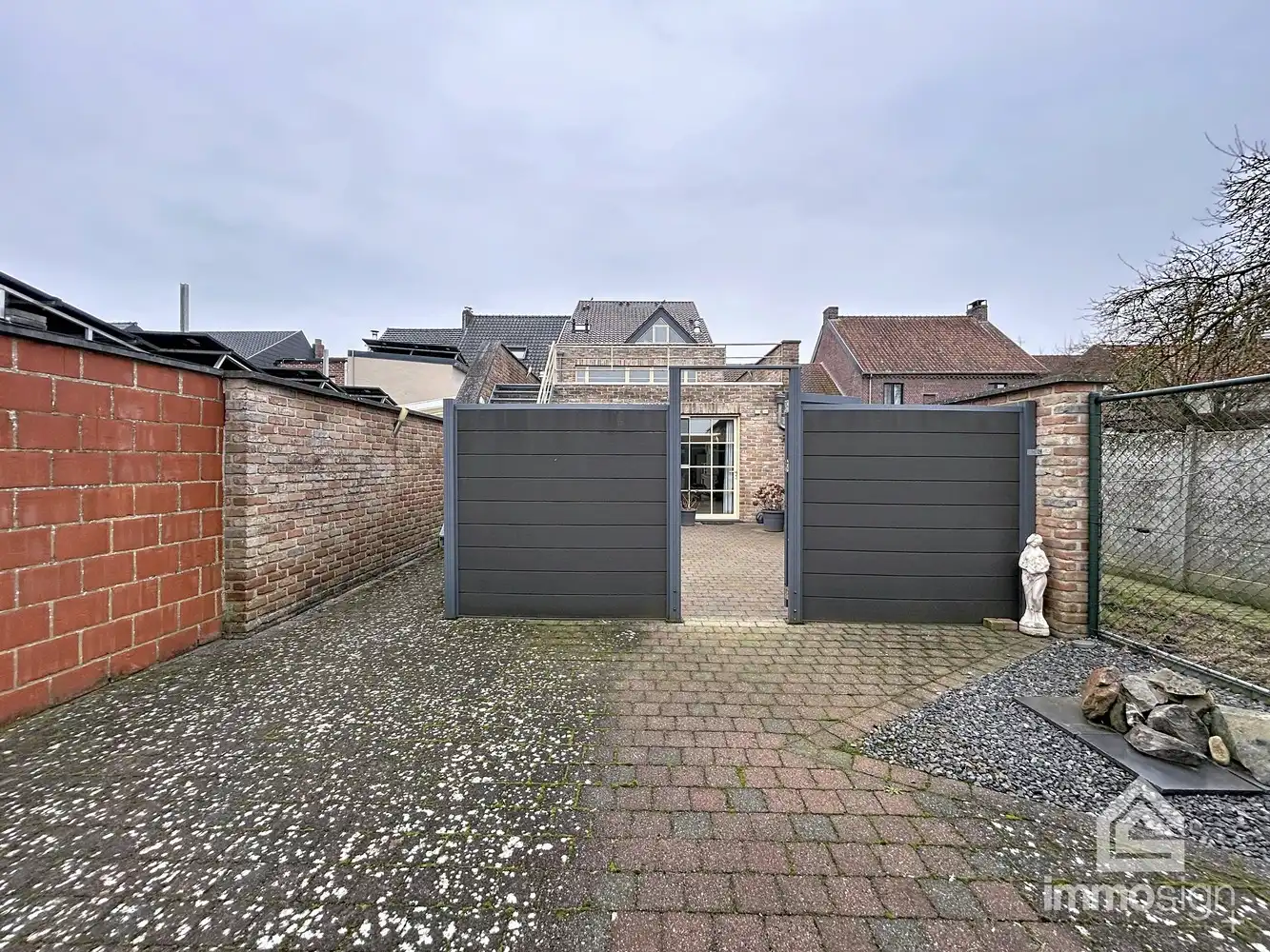 Instapklaar gelijkvloers appartement met buitenruimte, carport en 2 slaapkamer te Peer centrum foto 29