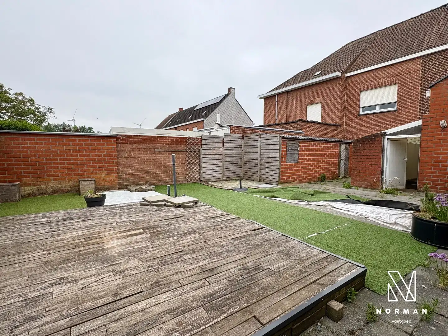 Ruime woning te koop met 4 slaapkamers en een grote garage te Harelbeke!  foto 7