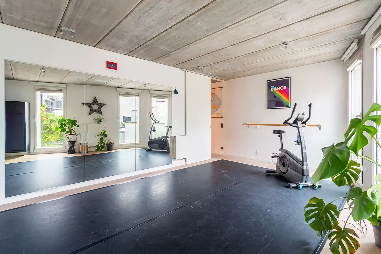 Energiezuinig 3-slaapkamerapp. nabij Centraal Station foto 15