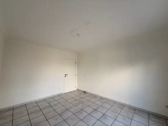 Prachtig appartement met 2 slaapkamers, terras en garage in het centrum van Dilsen foto 9