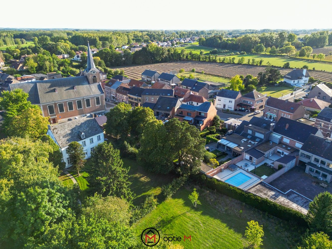 Historische pastorie te koop in het hart van Geetbets foto 48