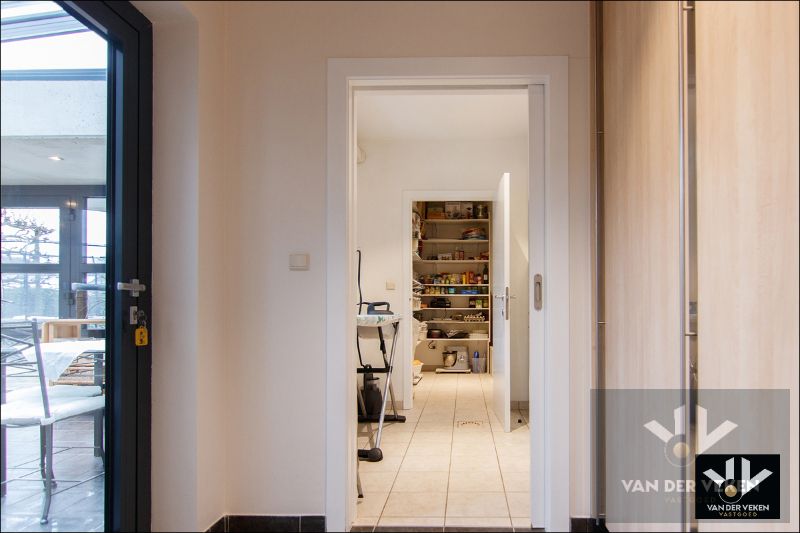 Unieke, ruime woonmogelijkheid (opsplitsbaar) op perceel van 37 aren 21 centiaren in het rustige Hoelbeek (Bilzen-Hoeselt), ideaal voor paardenliefhebbers! Extra gronden beschikbaar! foto 27