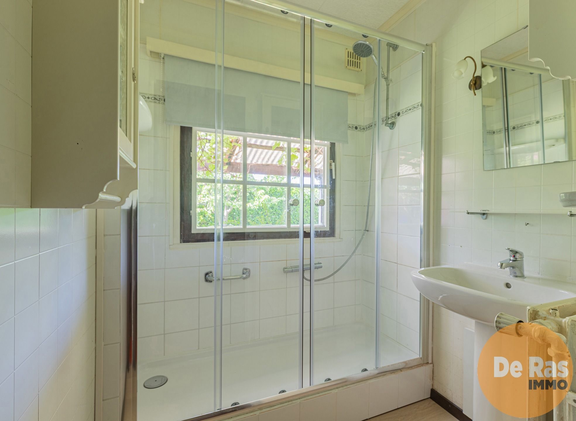 LEDE- Op te frissen bungalow gelegen op een centrale locatie foto 25