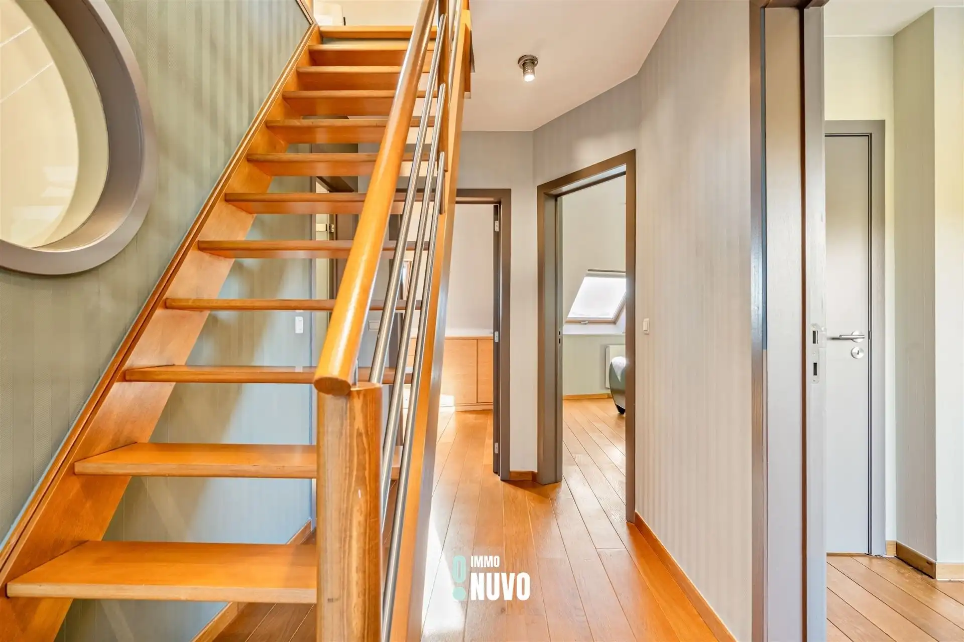 Penthouse met veel lichtinval en indrukwekkend uitzicht foto 14
