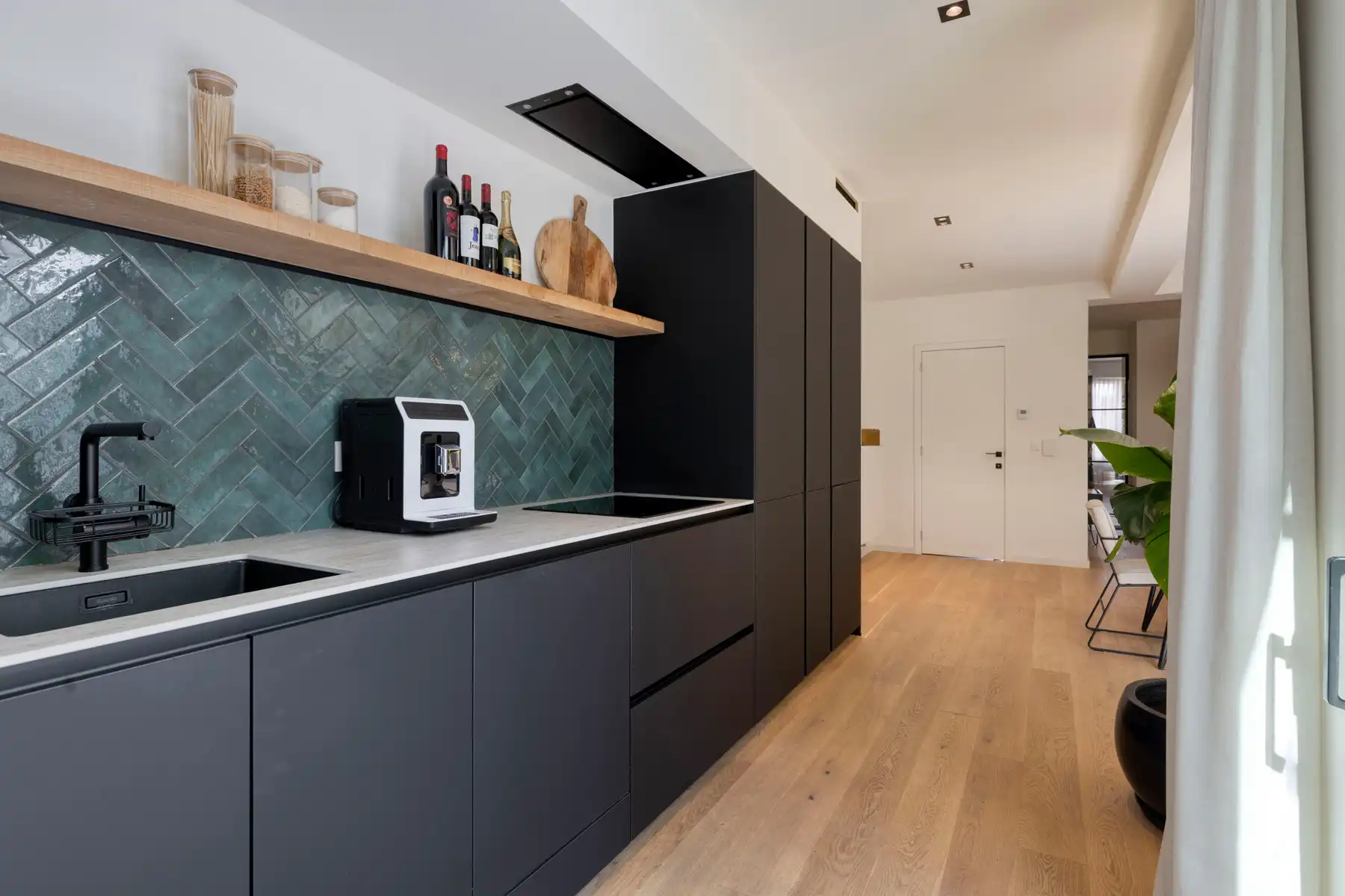 Gerenoveerd appartement met tuin en zicht op Hof van Leysen. foto 11