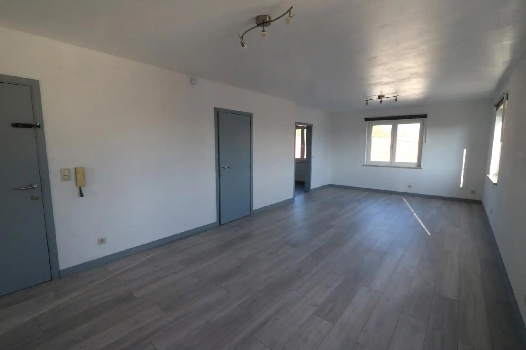 Volledig gerenoveerd appartement  foto 4