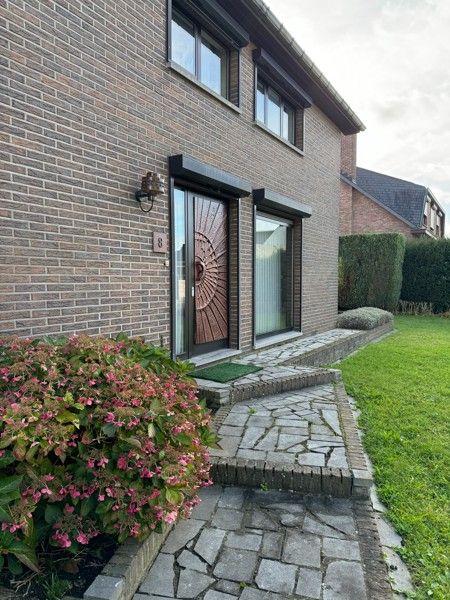 Vrijstaande woning met 5 slaapkamers. foto 27