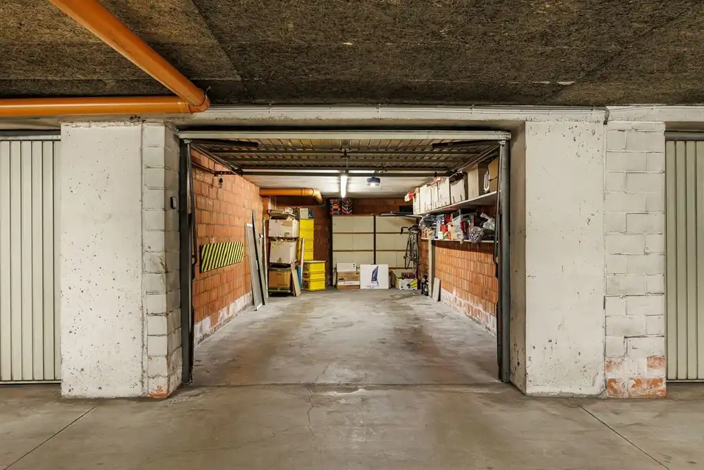 Ruim appartement met open zicht en garagebox foto 21