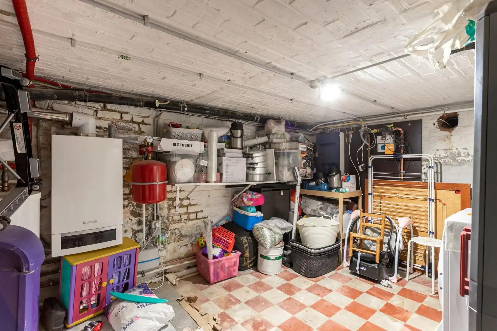 Instapklare woning met 3 slpk. , tuin en terras te Lembeek foto 16