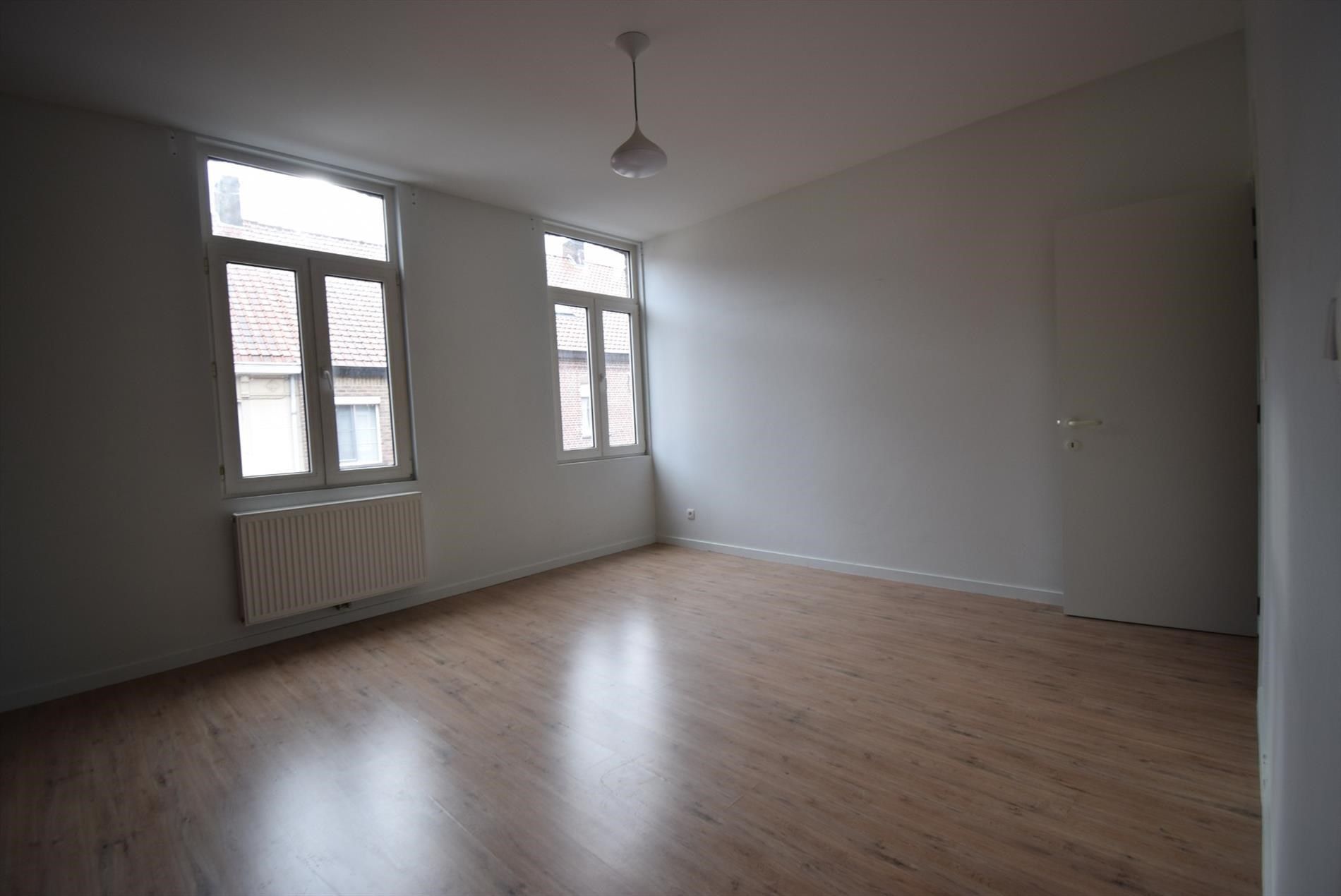 NETTE RIJWONING MET AUTOSTANDPLAATS foto 7