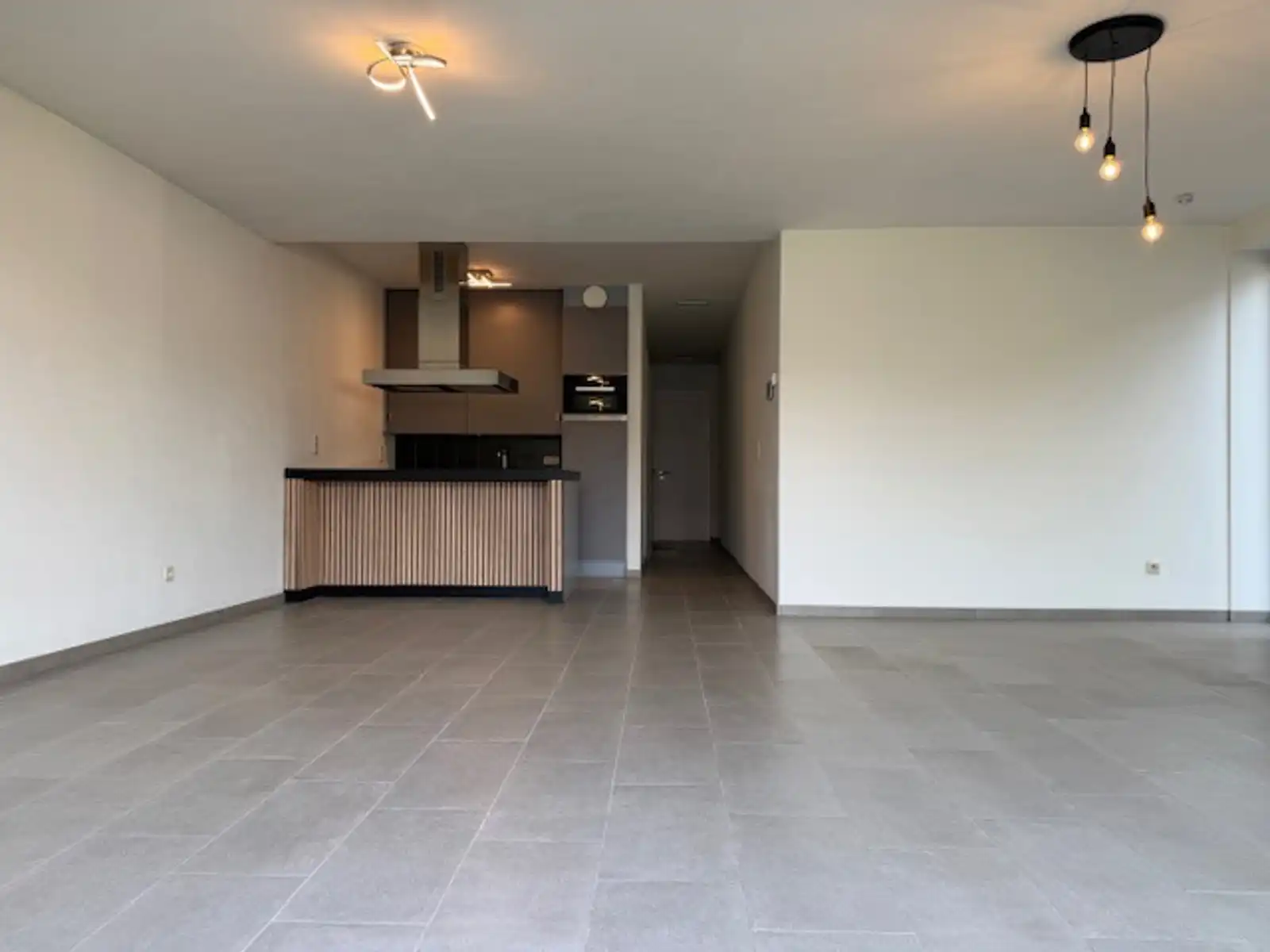 Recent appartement met parkeerplaats in centrum Lede foto 7