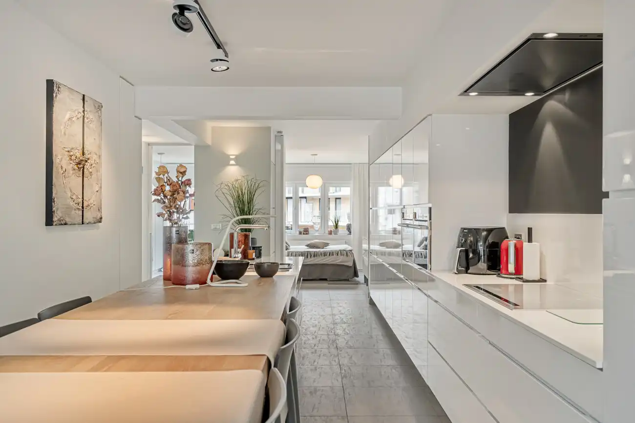 STIJVOL TWEEKAMER APPARTEMENT CENTRUM KNOKKE . foto 5