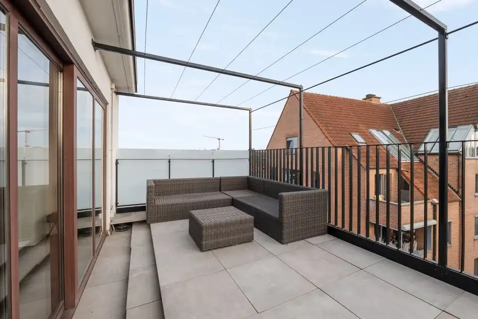 MOOI DAKAPPARTEMENT MET UNIEK TERRAS IN SINT-TRUIDEN foto 11