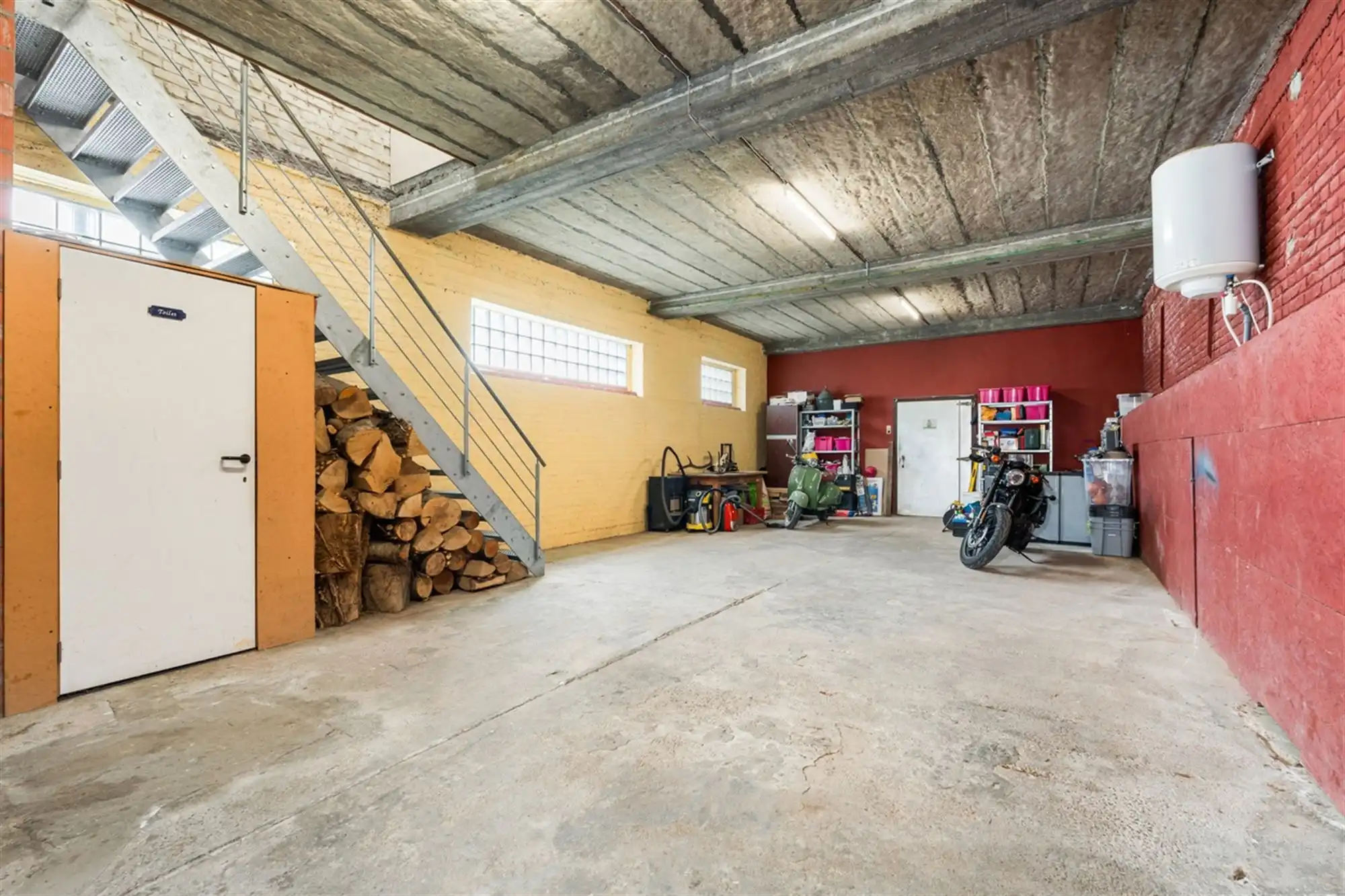 RUIME WONING met grote GARAGE/LOODS/MULTIFUNCTIONELE RUIMTE foto 18