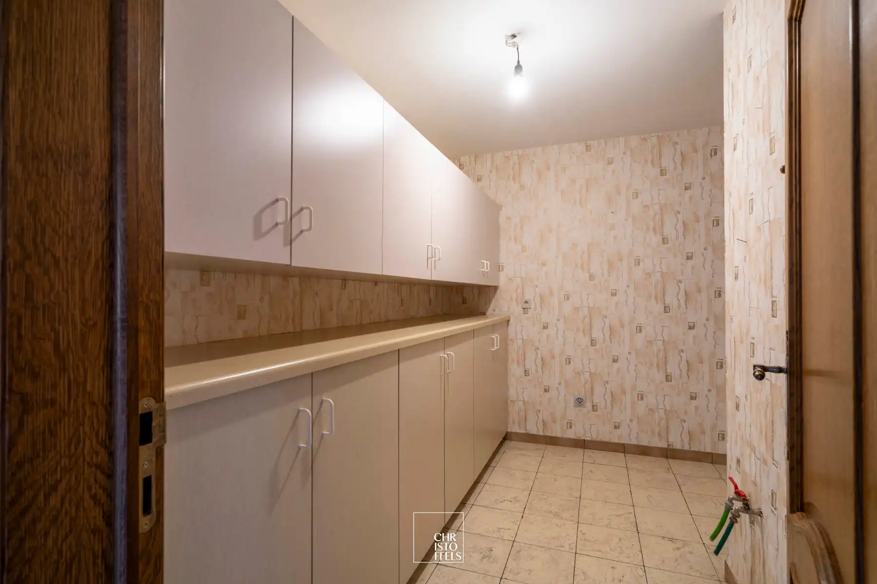 Ruime gezinswoning (232m²) met 5 slaapkamers te Zutendaal!  foto 12