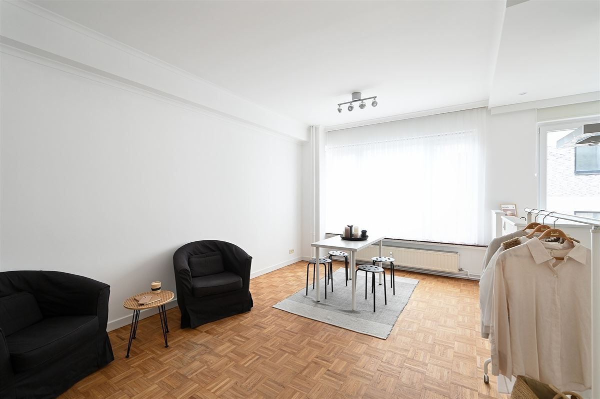 Geheel gerenoveerde studio op toplocatie foto 11