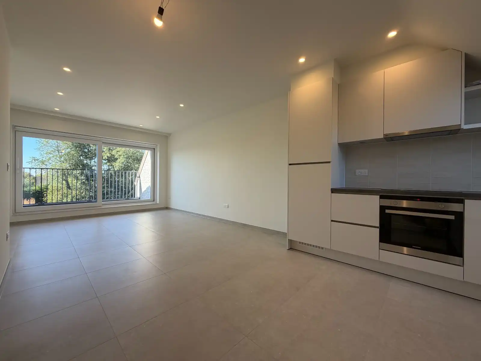 Nieuwbouwappartement te huur in centrum Nazareth foto 3