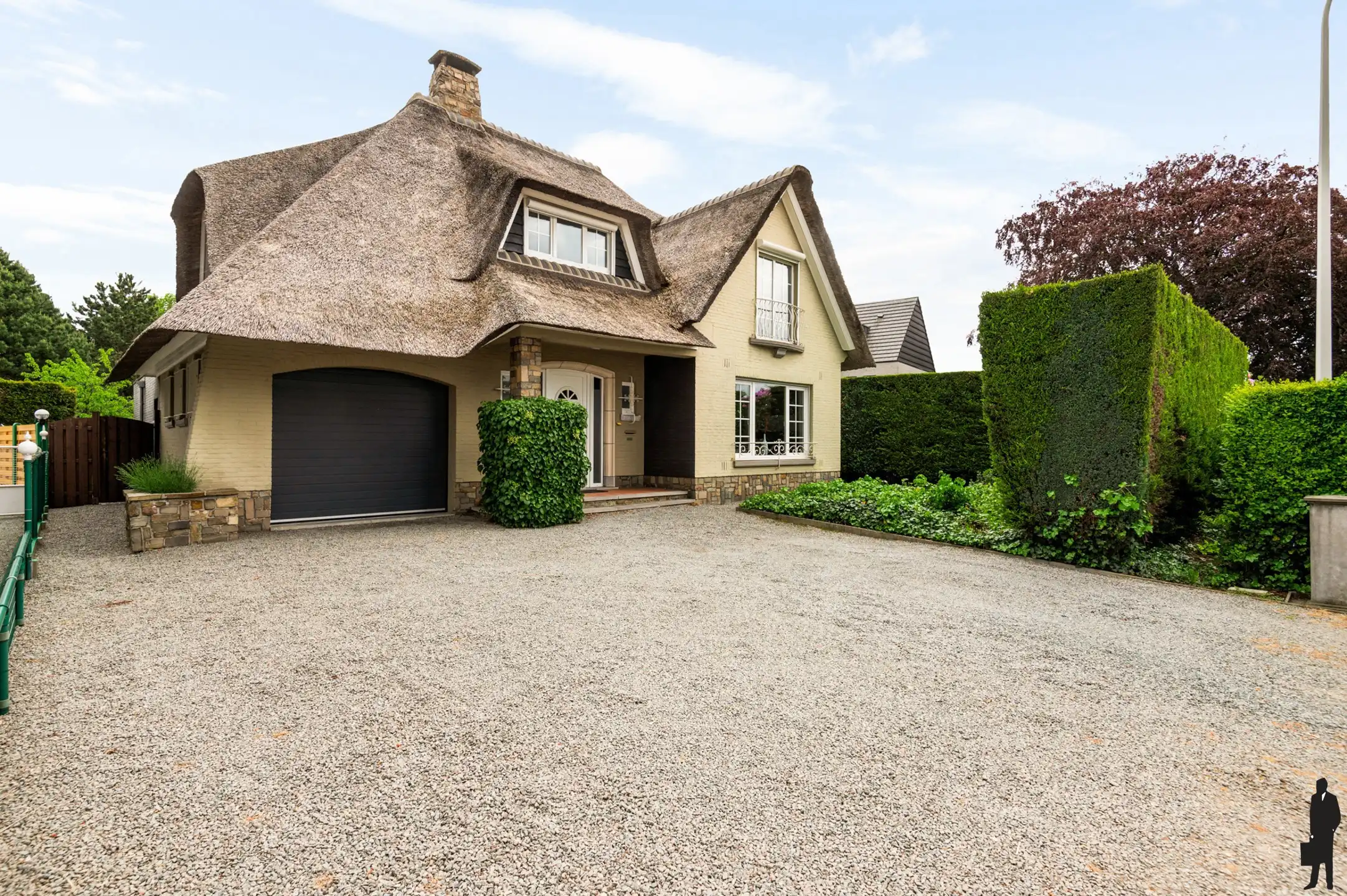 Hoofdfoto van de publicatie: Charmante villa met 4 slpks, 2 badks en tuin met privacy