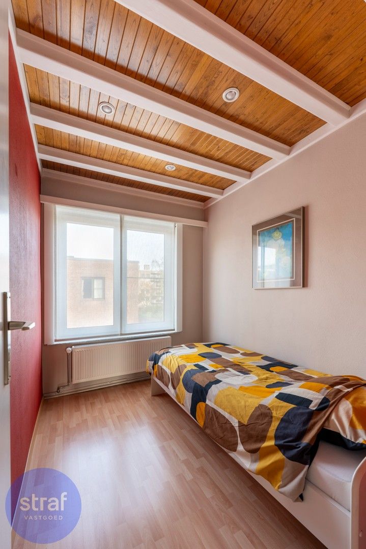 Instapklare beletage met zalige zuid-tuin op een perfecte locatie! foto 9