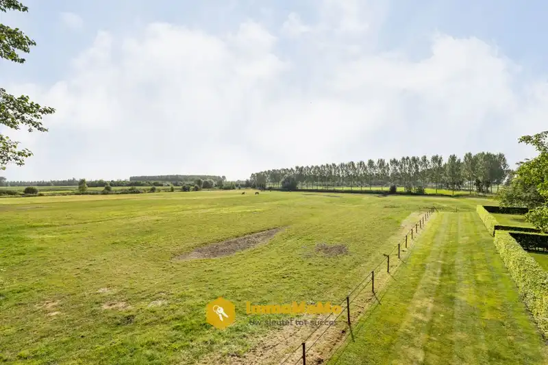 UNIEKE VILLA MET WEILAND EN PAARDENSTALLEN OP EEN TOPLOCATIE TE KOOP IN MENDONK (GENT) foto 43