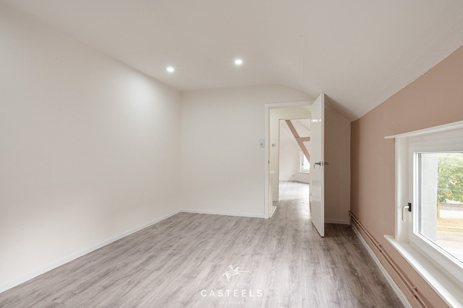 Instapklare gezinswoning met 4 slaapkamers te Gent te koop foto 16