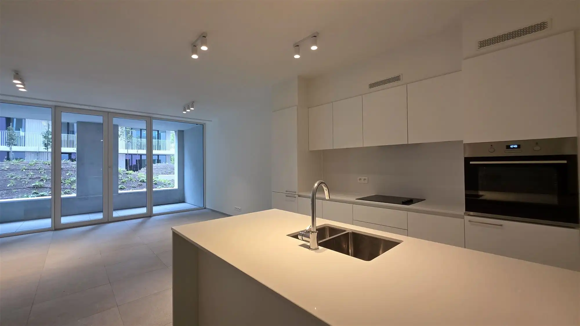 Nieuwbouw 4 slaapkamerappartement foto 5