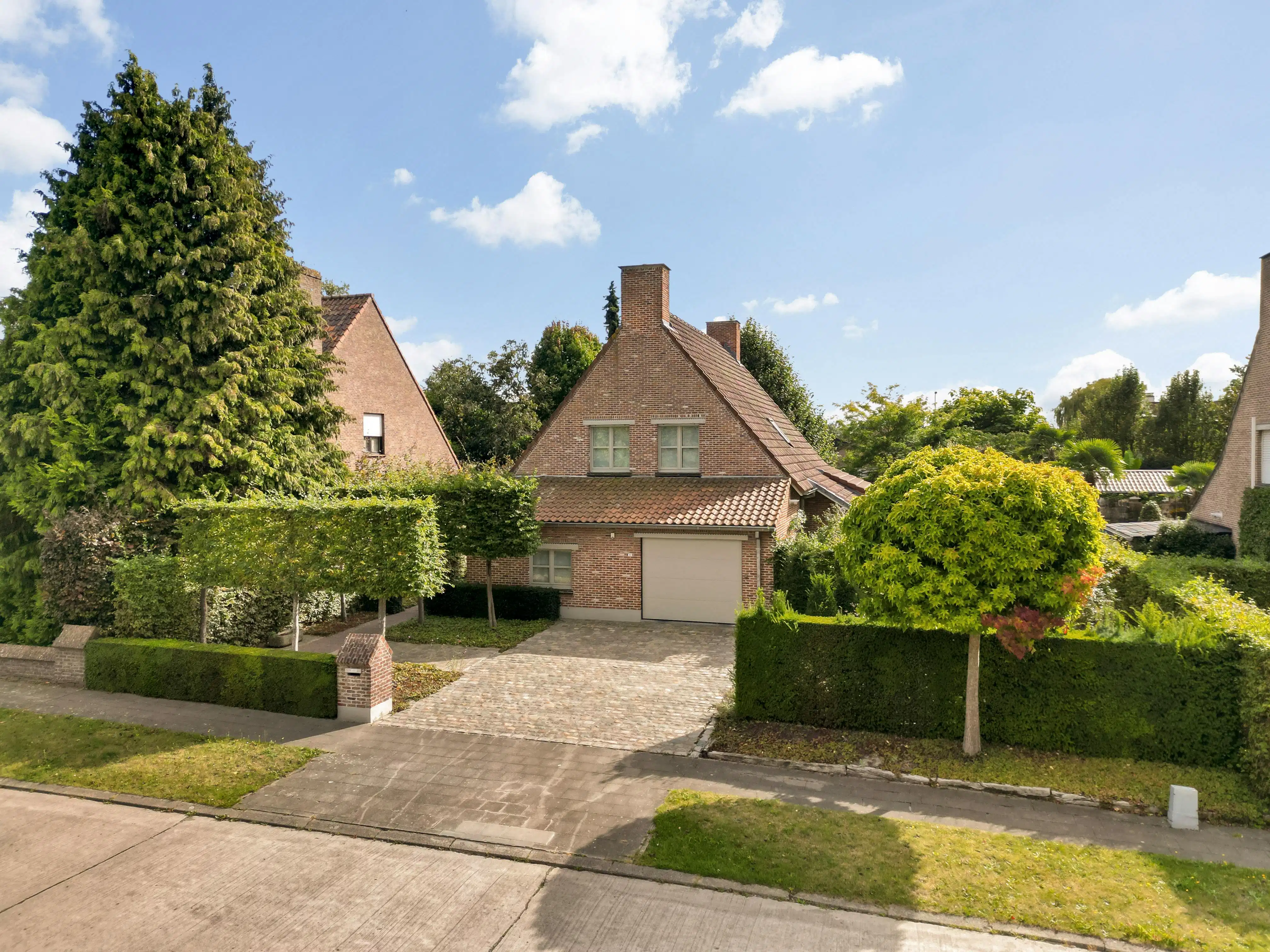 Instapklare woning te koop met 3 slaapkamers in Harelbeke foto 2