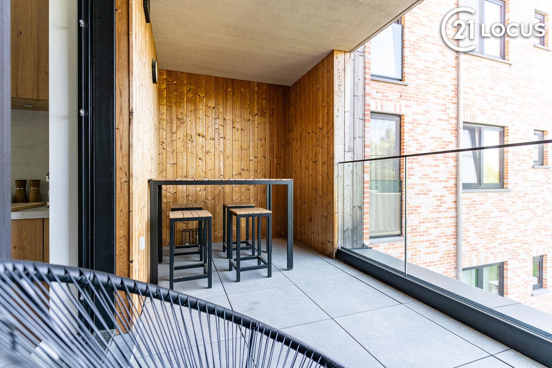 Comfortabel 2-slpk app. met terras & parking in Melsele foto 7