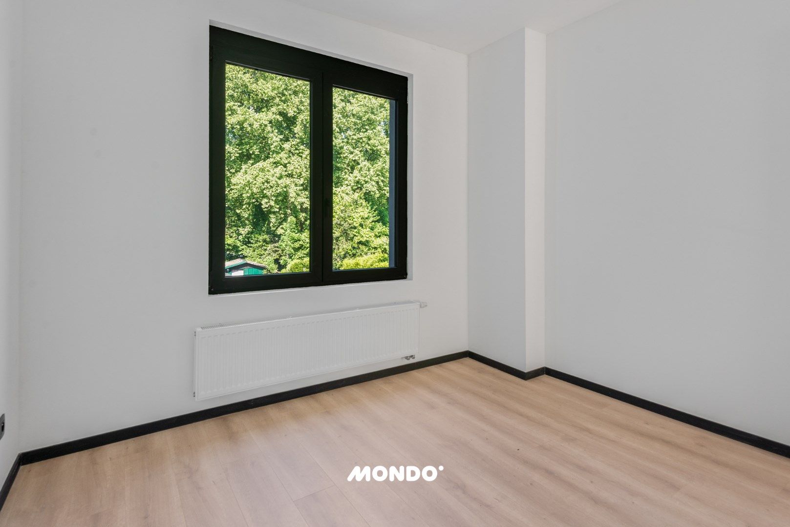Volledig gerenoveerde woning met 3 slaapkamers! foto 13