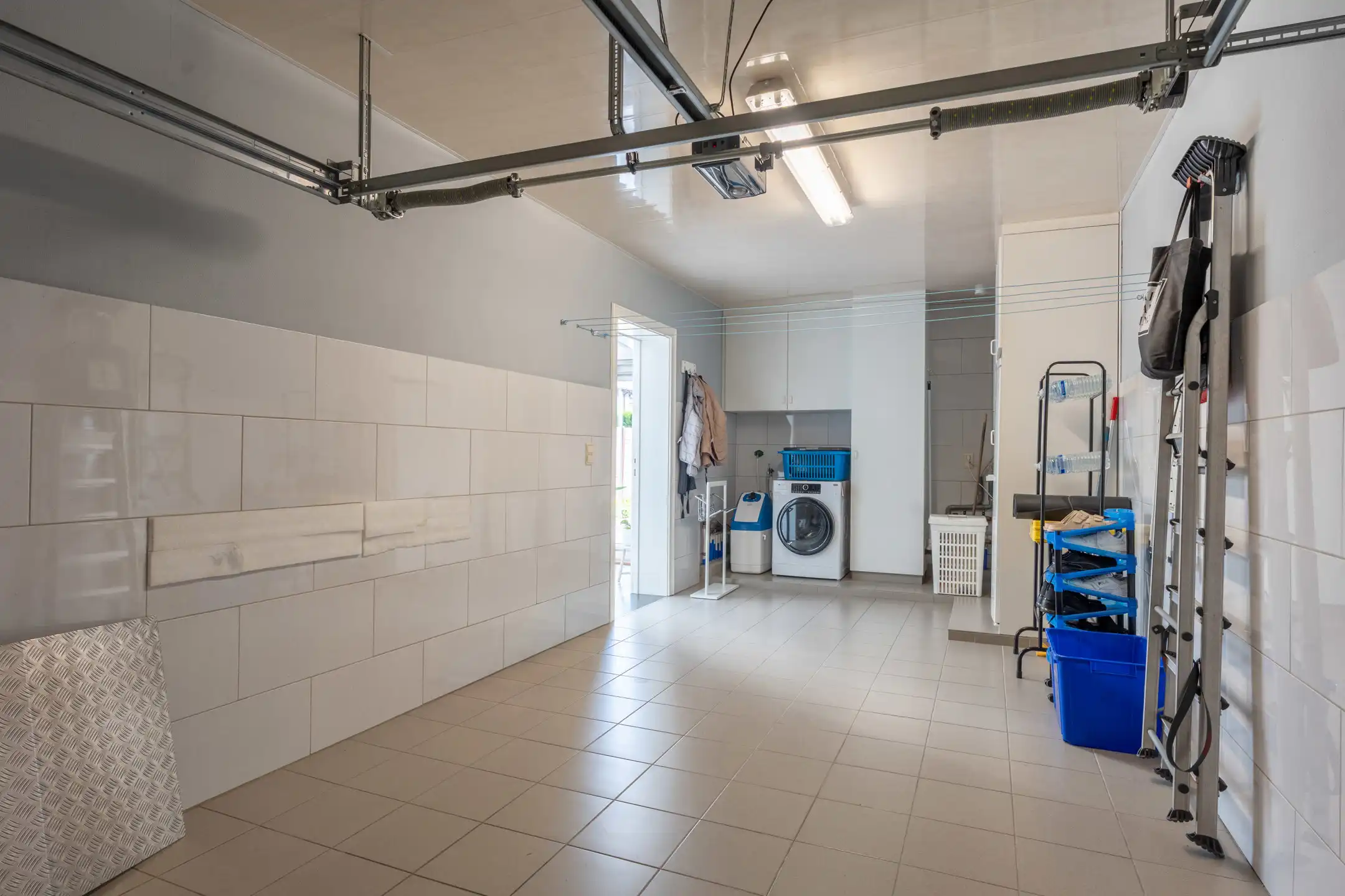 Gunstig gelegen instapklare woning met 2-3 slpks en garage foto 20
