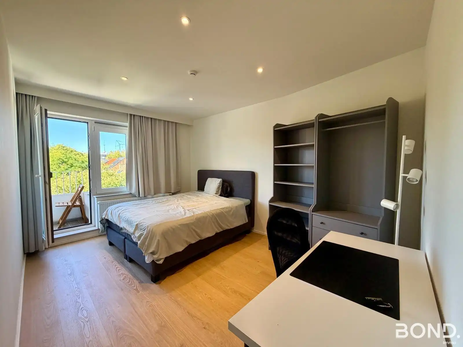 Luxueus gemeubeld appartement in hartje Leuven! foto 14