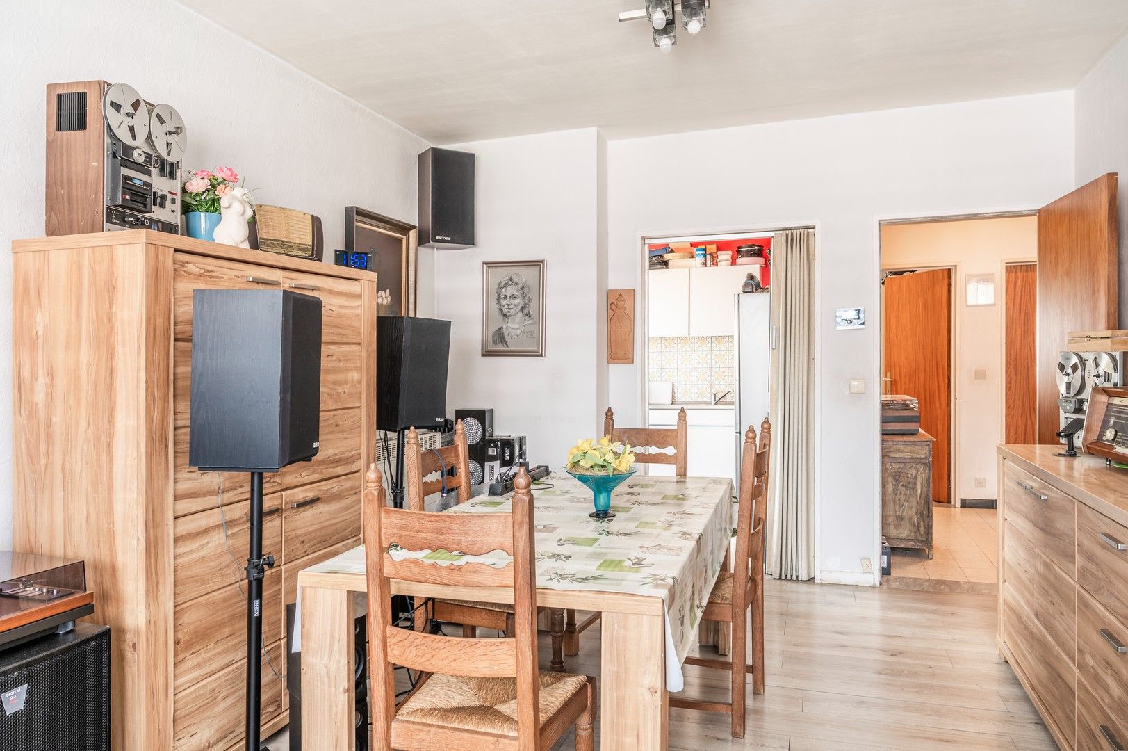 Appartement met kelderberging en garage foto 4