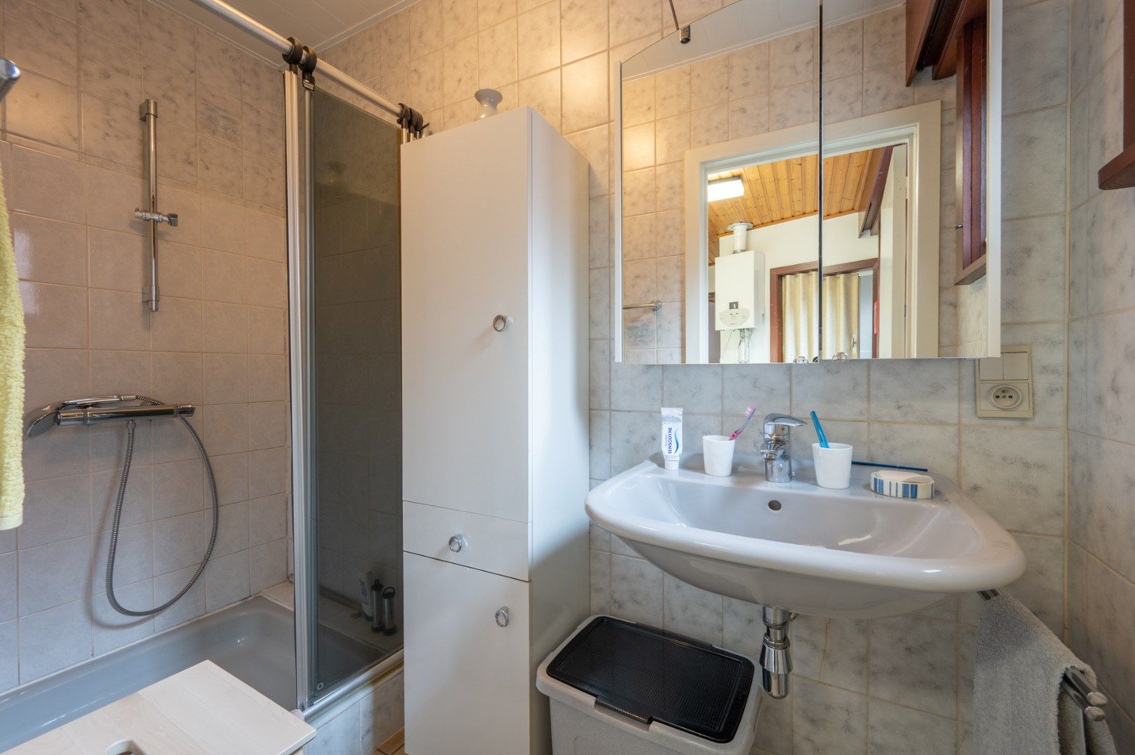 Rustig gelegen woning met potentieel in hartje Brugge foto 6