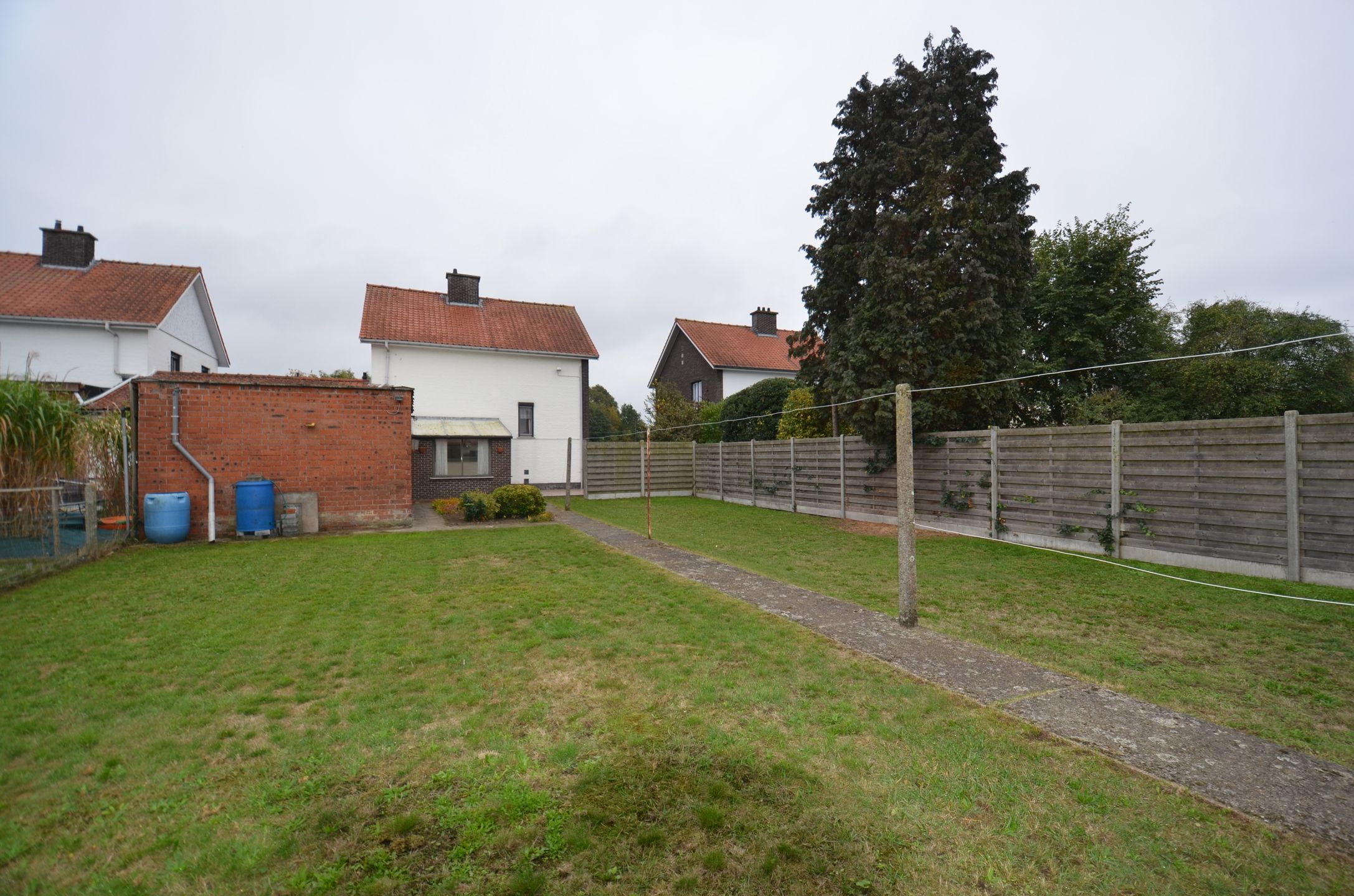 Te renoveren woning op rustige locatie foto 19