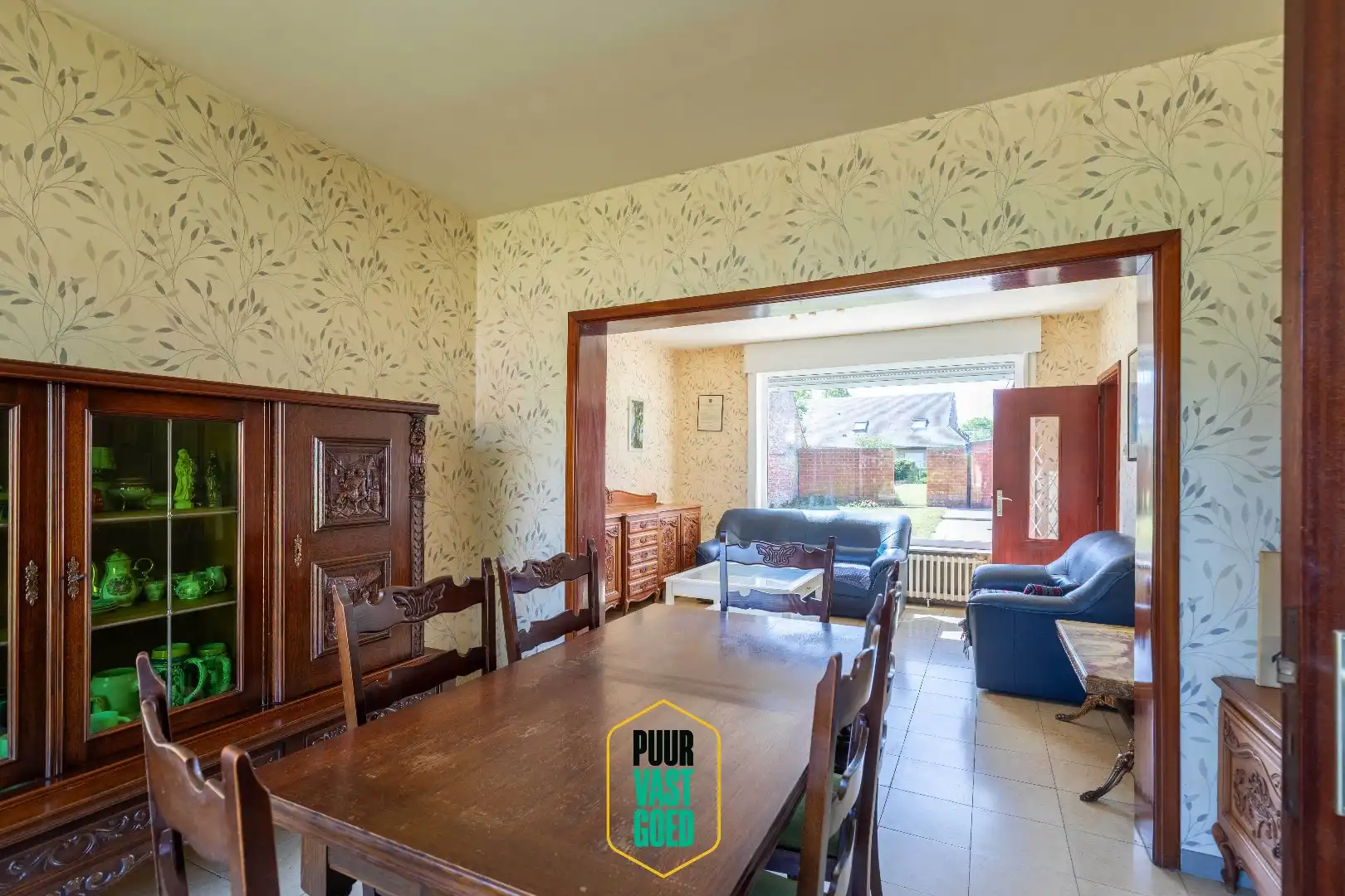 Degelijk halfopen woonhuis  met aparte boei en zuidgerichte tuin, op 534 m² grond foto 7