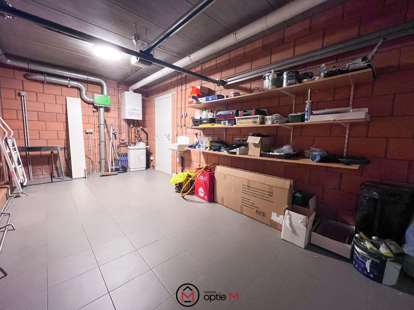 Gelijkvloers appartement met garage en terras in het hart van Munsterbilzen foto 15
