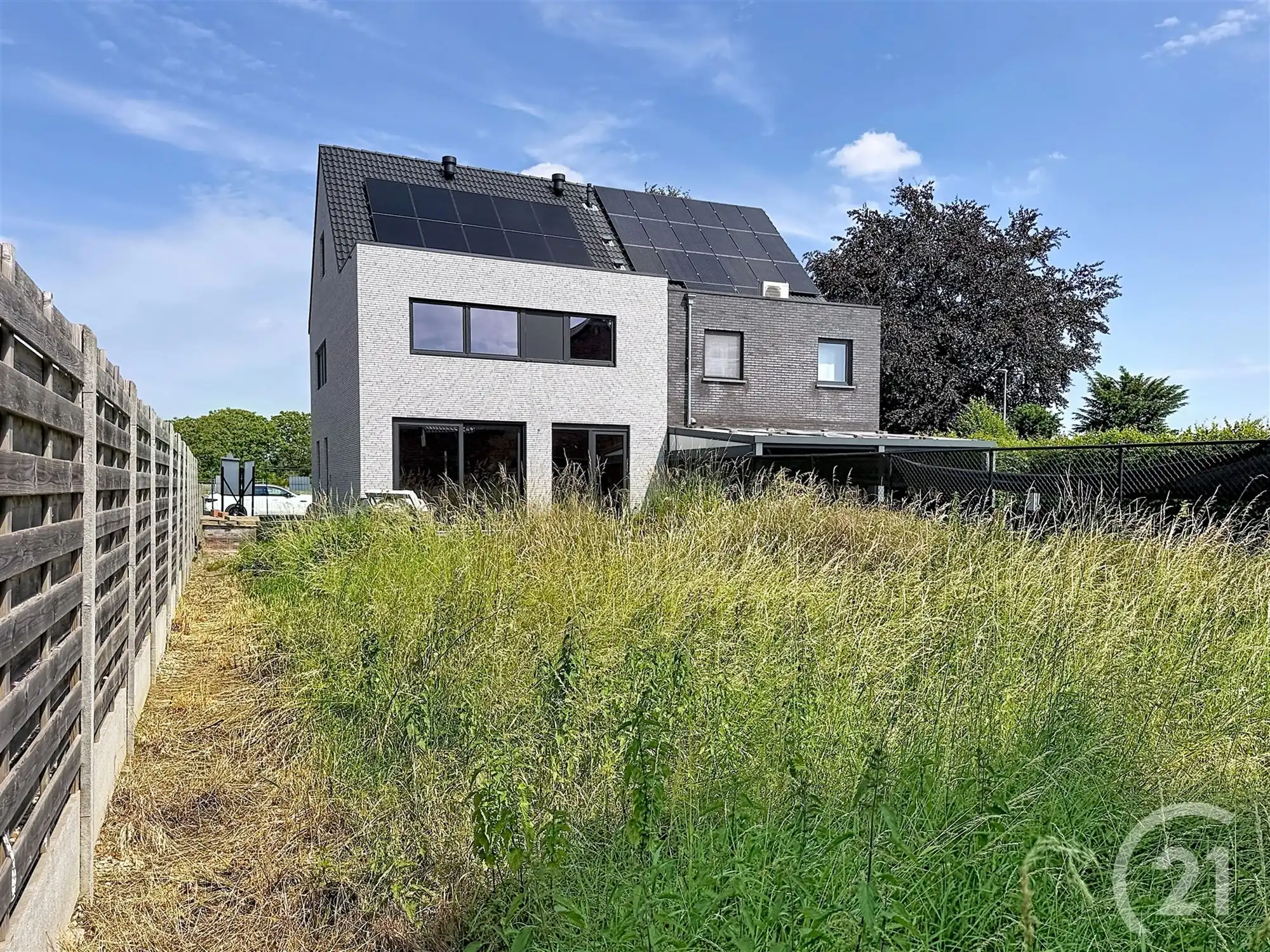 Nieuwbouwwoning in zeer rustige straat te koop! foto 5