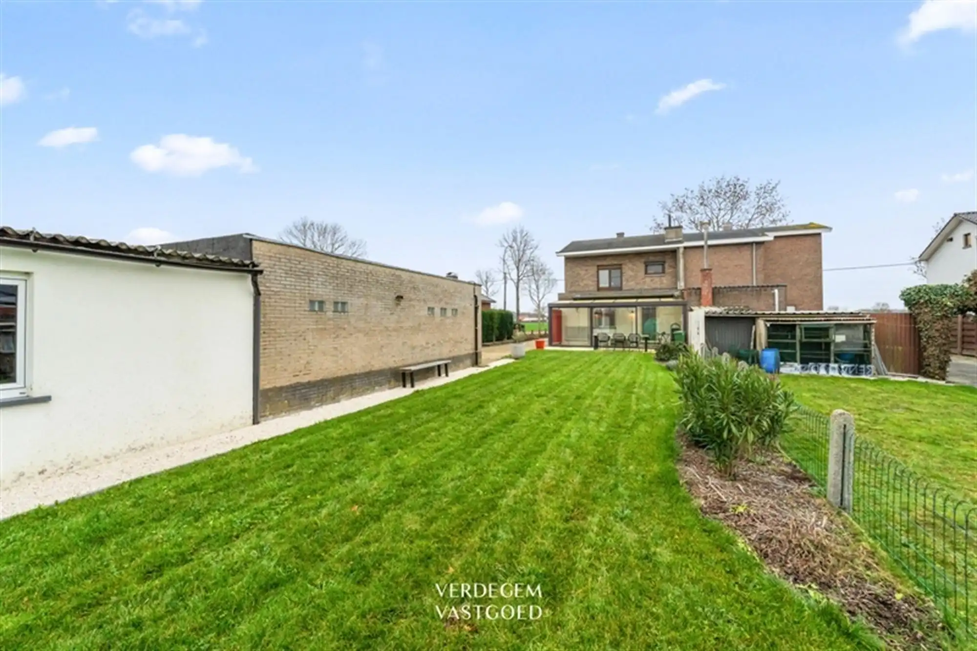 Ultra-gezellige woning met 3 slaapkamers, tuin, garage en atelier foto 19