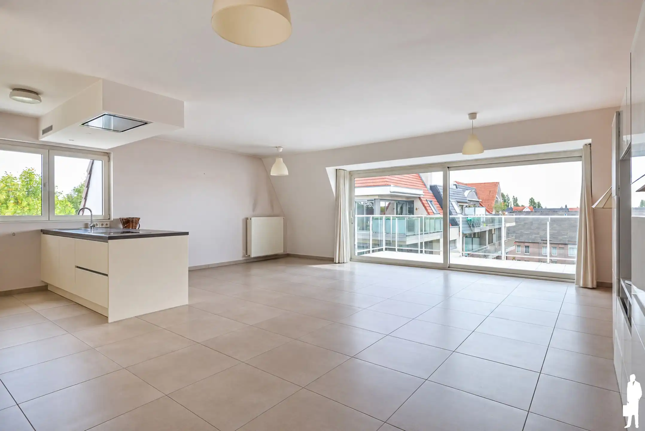 Modern appartement met 3 slaapkamers, terras en staanplaats foto 3
