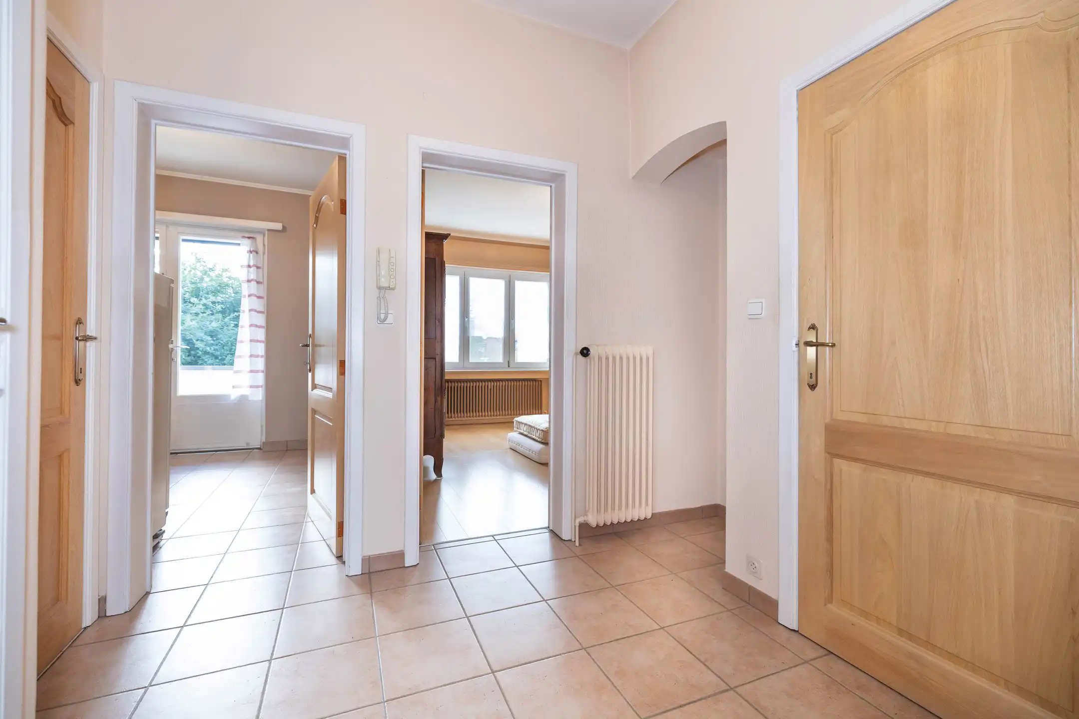 Appartement met 2 slaapkamers + zolder + garage + buitenparking inbegrepen foto 10